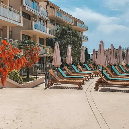 Апартаменты A&a In Blue Horizon Przno With Pool *